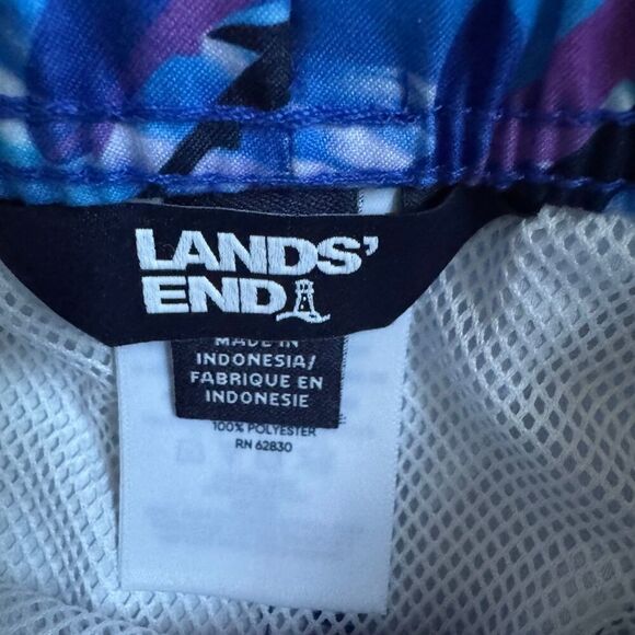 Land’s End Blue Cool Sharks Swim Trunks Shorts Drawstring Boys XS 4-5 NWOT - Picture 4 of 5